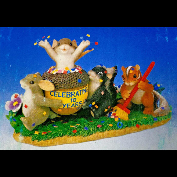 Charming Tails~ FRIENDSHIP IS THE REASON TO CELEBRATE Figure 98/307  NEW Sealed - Picture 1 of 8